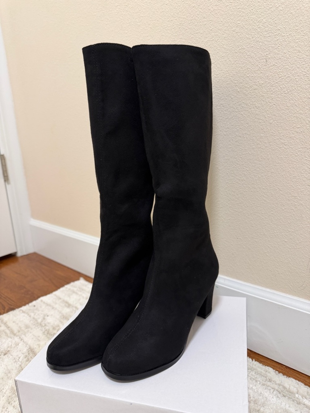 Classic Black Knee-High Block Heel Boots